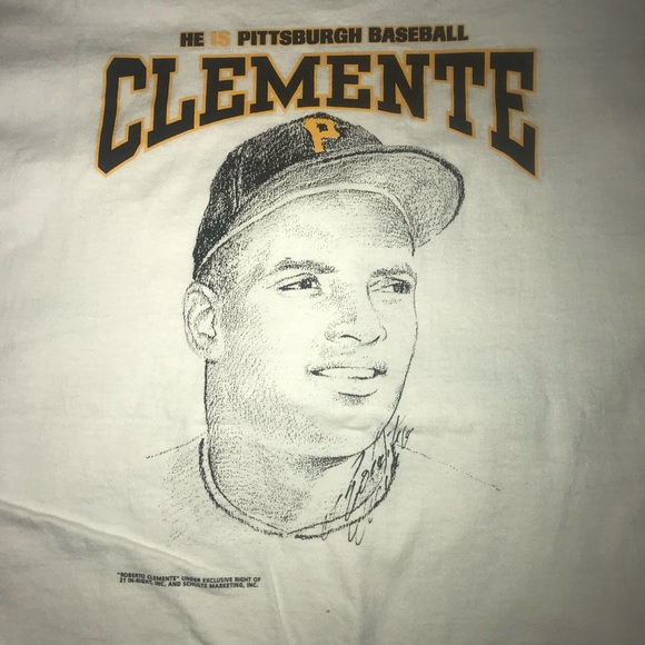 Vintage Roberto Clemente Pittsburg Pirates T Shirt Tee Fruit of the Loom Size XL - Picture 5 of 8
